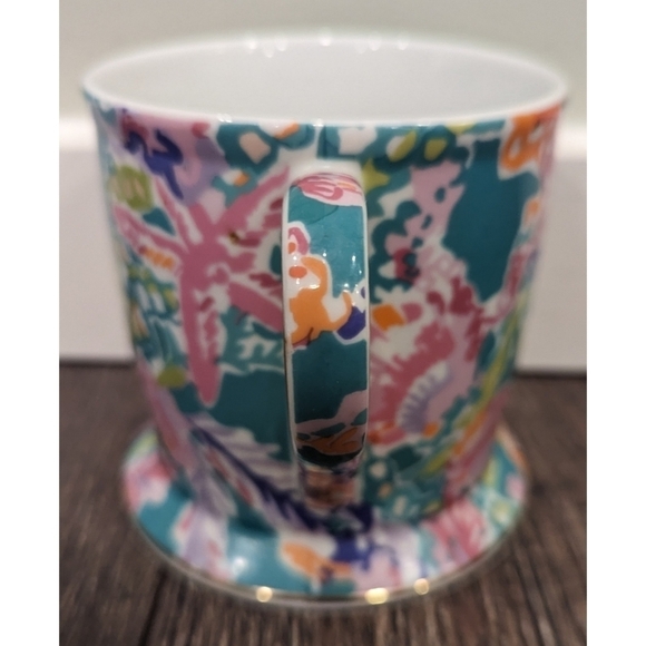 Lilly Pulitzer Ceramic Shell Search Tropical Mug - Picture 3 of 8